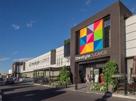 outlet adidas madrid las rozas